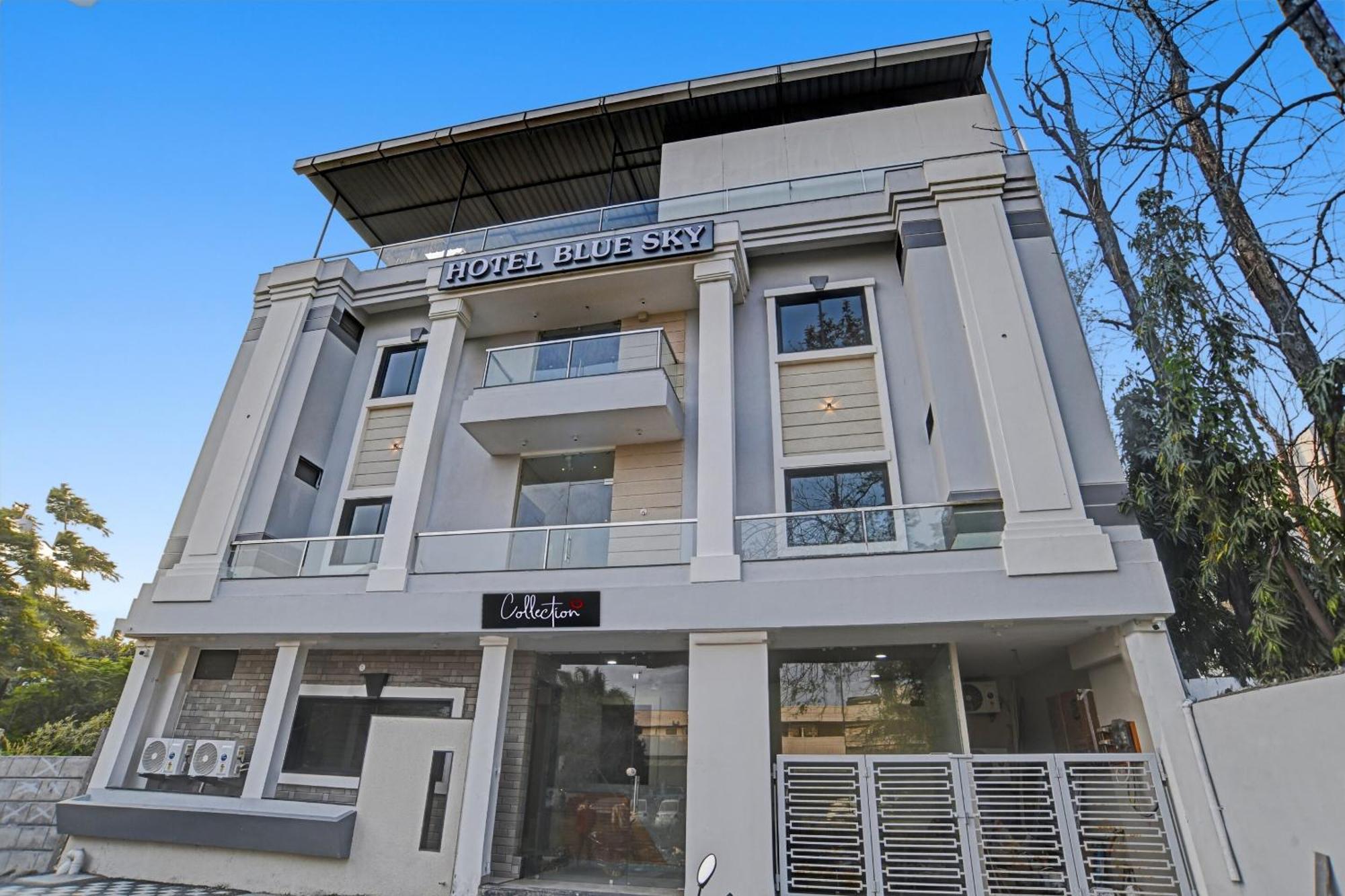 Hotel O Blue Sky إندور المظهر الخارجي الصورة